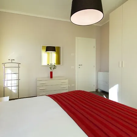 New La Lombarda City Center 2 Apartment *
