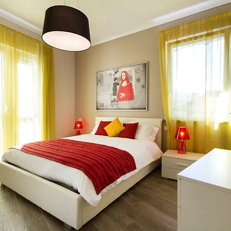 New La Lombarda City Center 2 Apartment